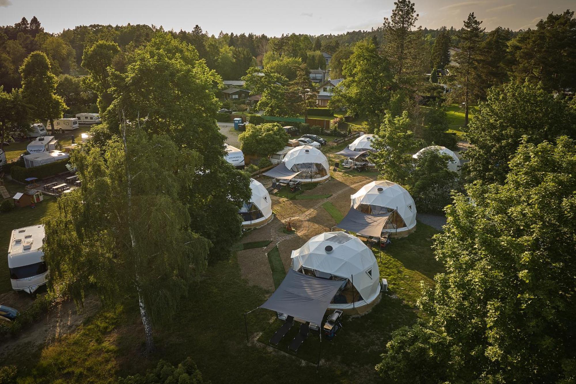 Отель Glamping Slapy Экстерьер фото