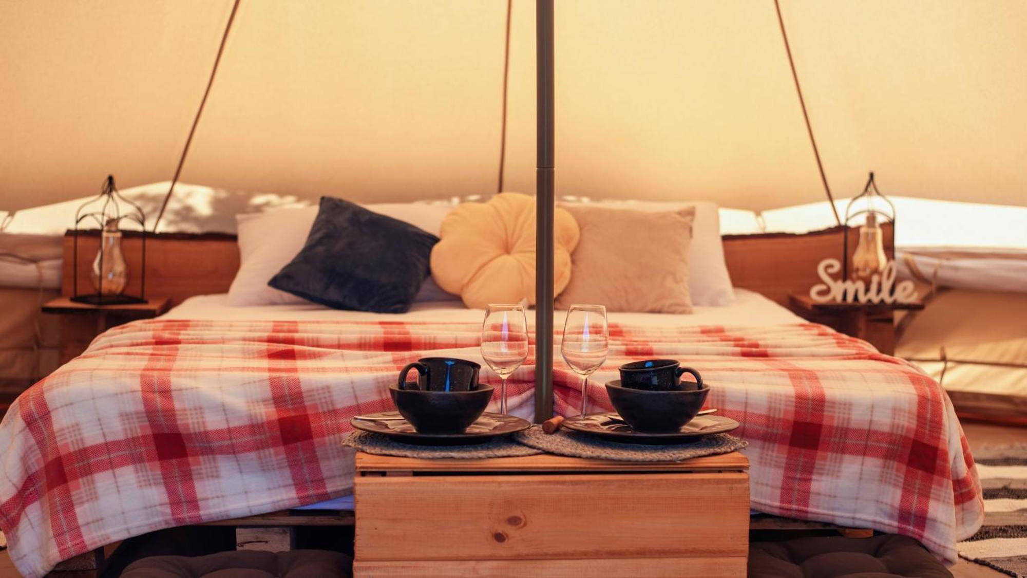Отель Glamping Slapy Экстерьер фото